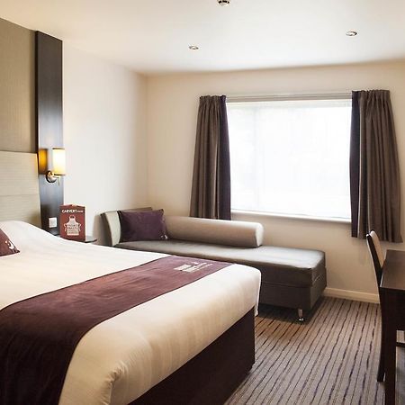 Premier Inn Falkirk - Larbert Eksteriør bilde