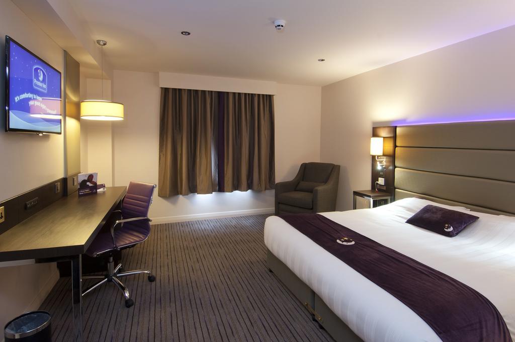 Premier Inn Falkirk - Larbert Eksteriør bilde